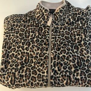 Style & Co. cozy reversible full zip leopard jacket. Like new!!